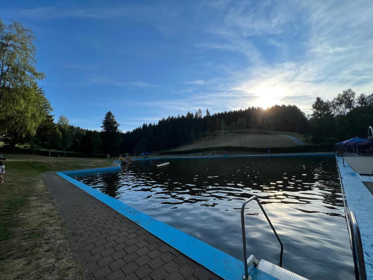 Apartment Annis Panoramablick Pool Sauna Tennis Schonach im Schwarzwald Exterior photo